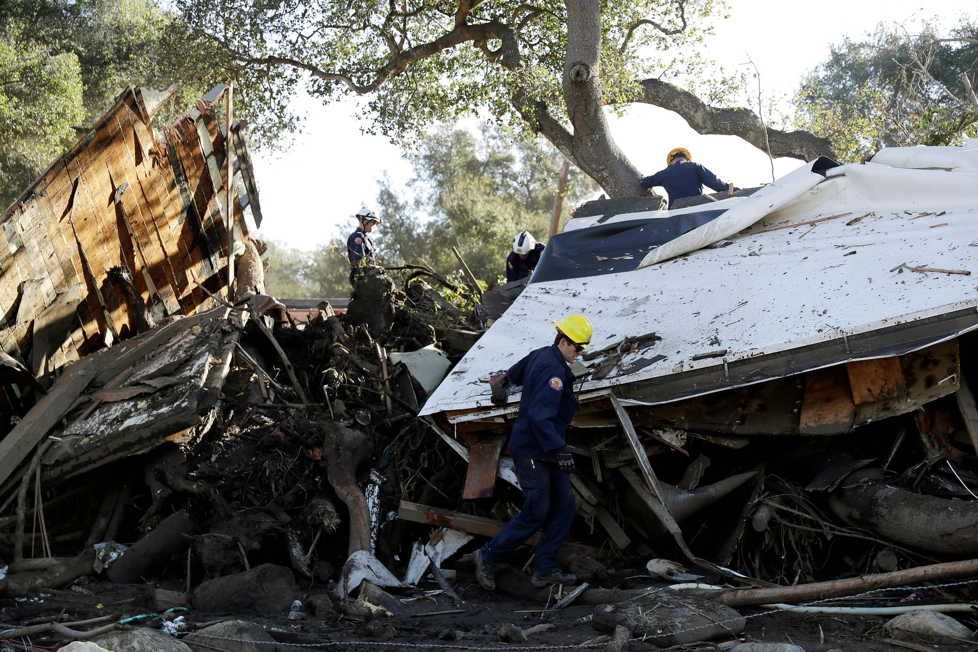 Death Toll Rises to 19 in California Mudslides, 5 Still Missing